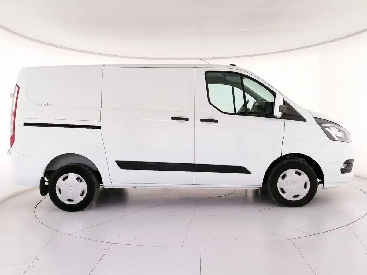 Ford Transit Custom Furgone usata a Roma (3)