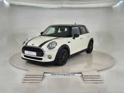 MINI Mini 1.5 Cooper D Business XL 5 porte del 2015 usata a Settimo Torinese