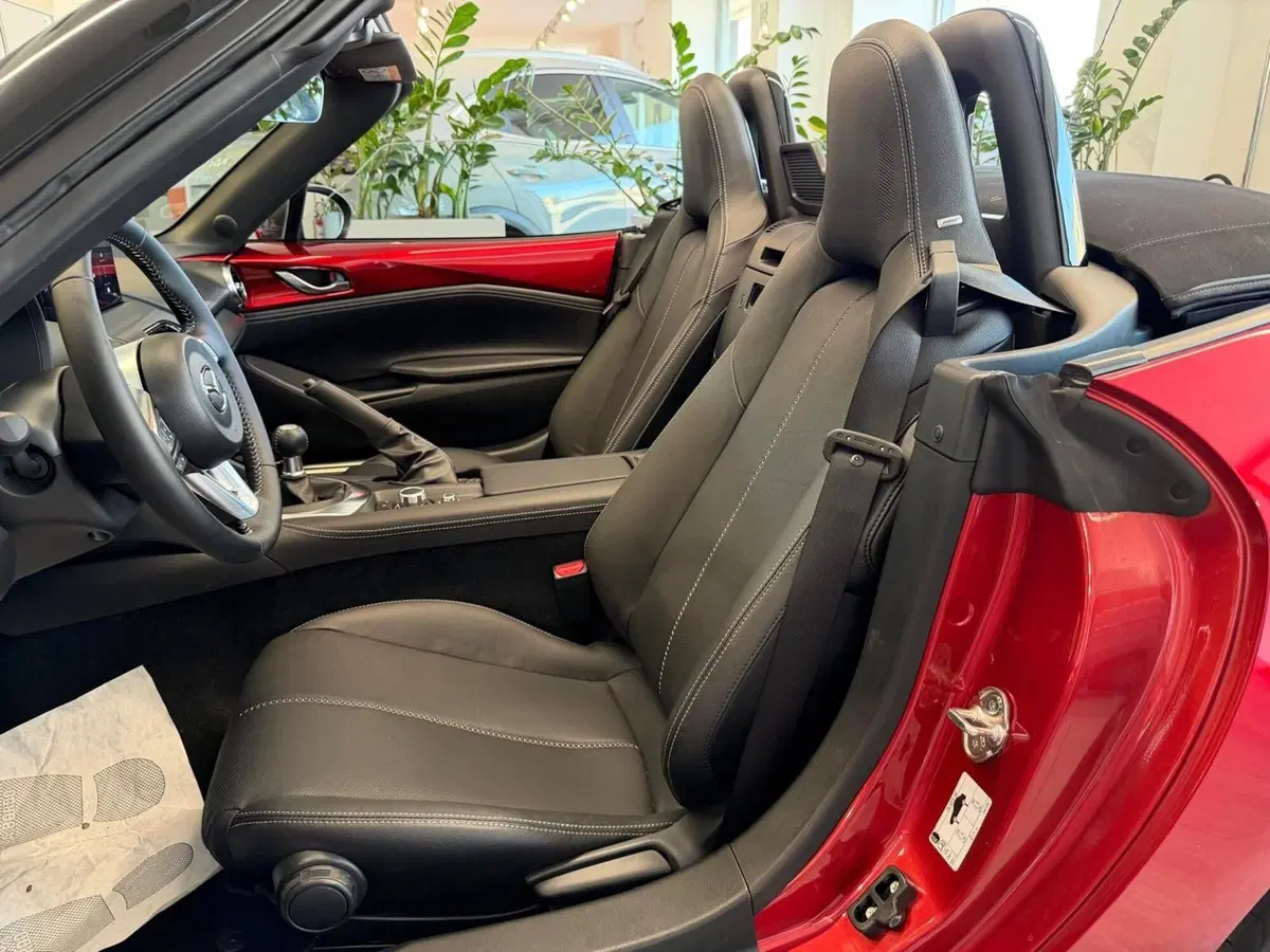 Mazda MX-5 nuova a Napoli (10)