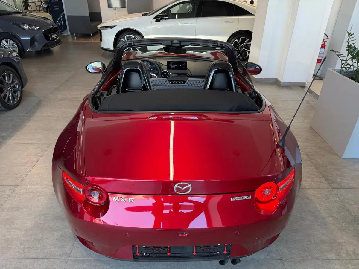 Mazda MX-5 nuova a Napoli (7)