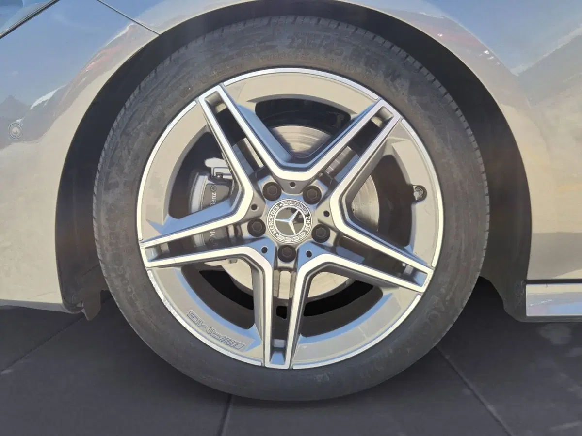 Mercedes-Benz CLA usata  (13)
