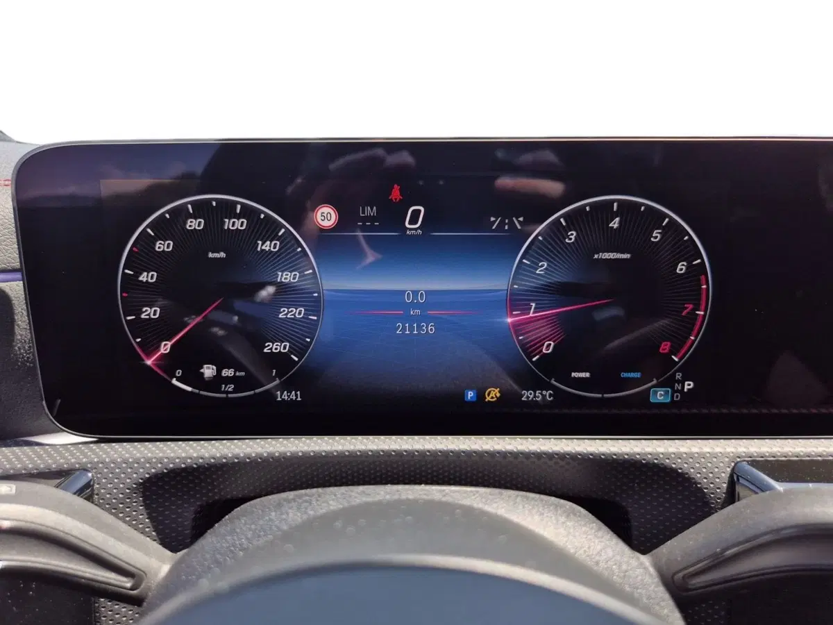 Mercedes-Benz CLA usata  (14)