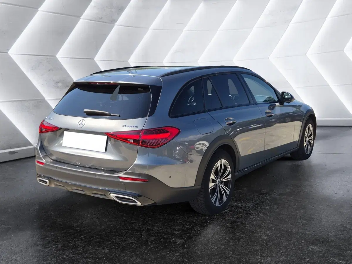 Mercedes-Benz Classe C Station Wagon usata  (4)