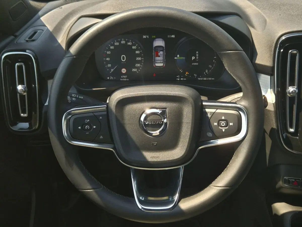 Volvo XC40 usata  (19)