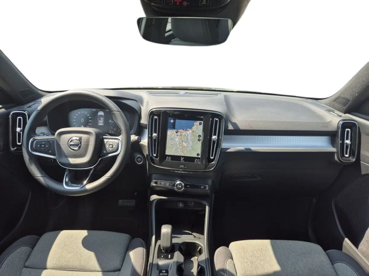 Volvo XC40 usata  (8)