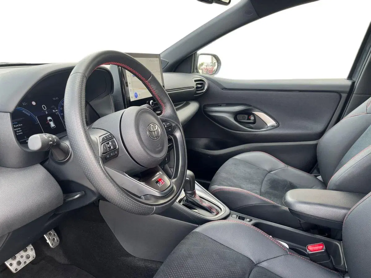 Toyota Yaris GR Sport usata a Catania (7)