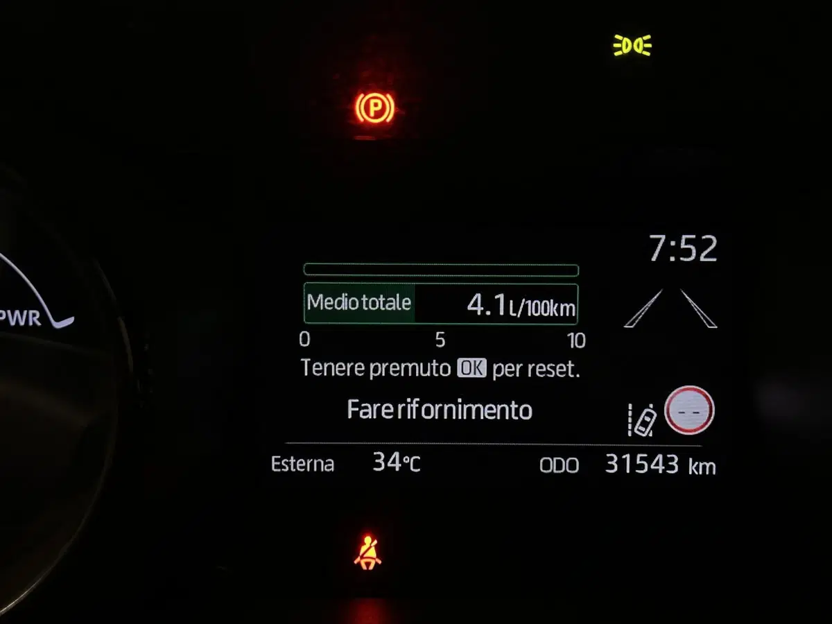 Toyota Yaris usata a Milano (13)