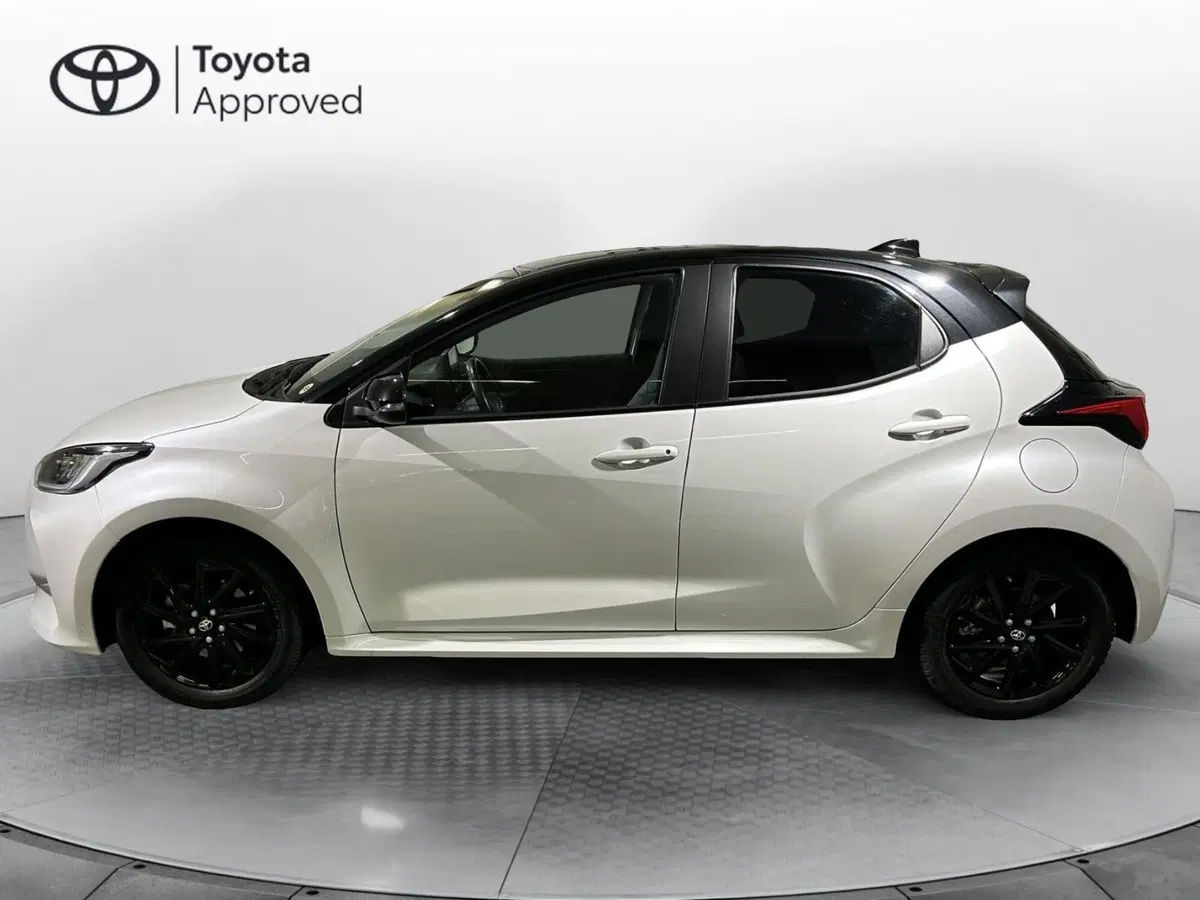 Toyota Yaris usata a Milano (3)