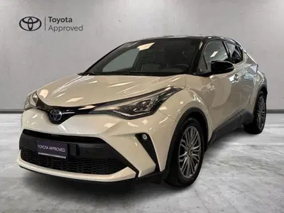 Toyota Toyota C-HR 1.8 Hybrid E-CVT Lounge del 2021 usata a Prato