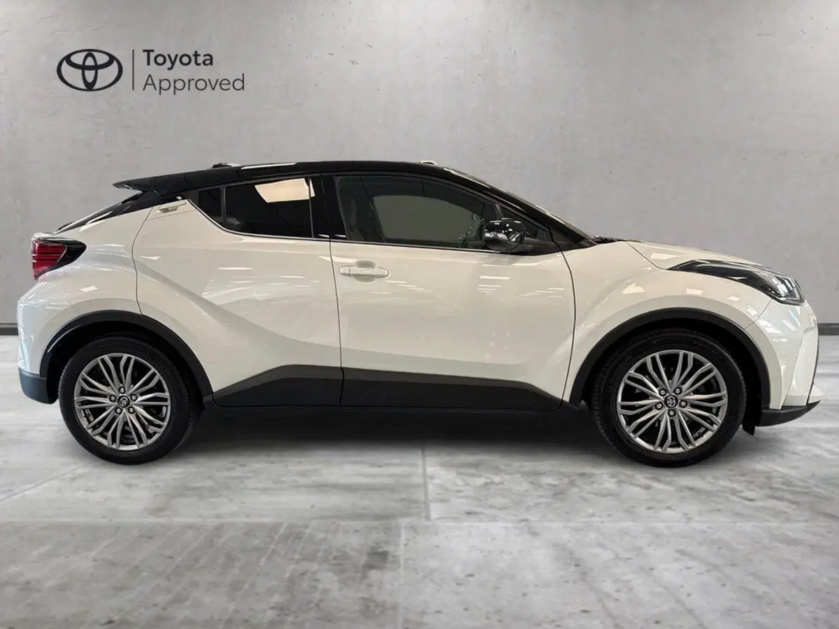 Toyota Toyota C-HR usata a Prato (5)