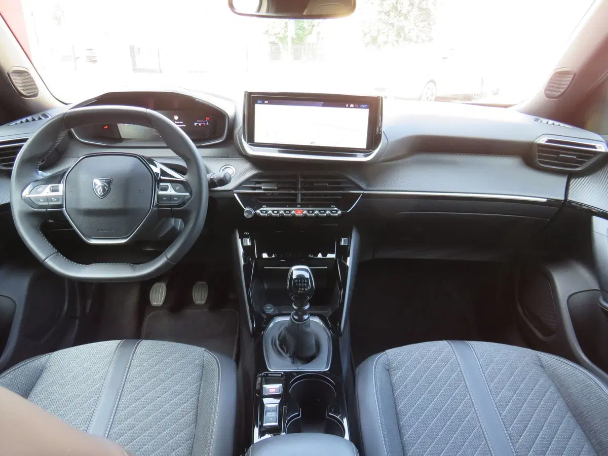 Peugeot 2008 usata a Monza e Brianza (11)