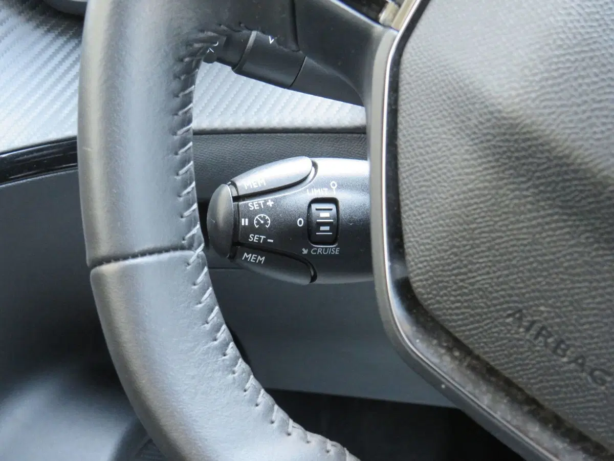 Peugeot 2008 usata a Monza e Brianza (17)