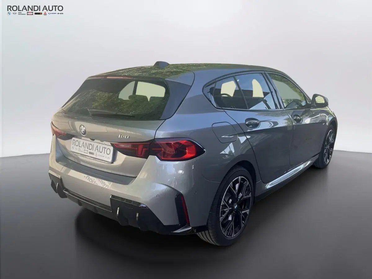 BMW Serie 1 usata a Alessandria (7)