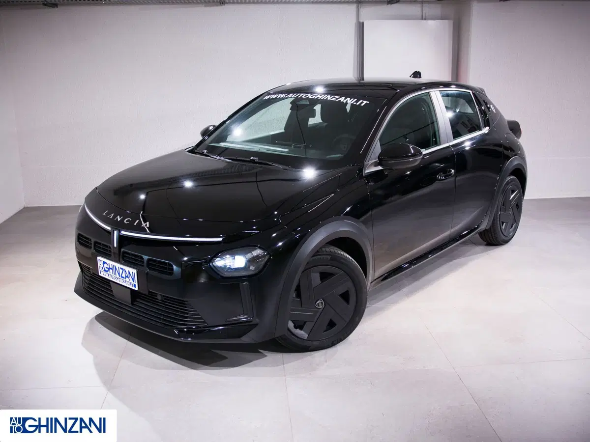 Lancia Ypsilon nuova a Bergamo (3)