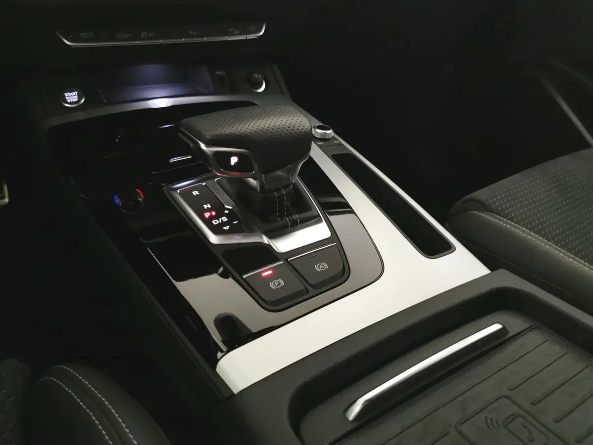 Audi Q5 Sportback usata a Chieti (18)