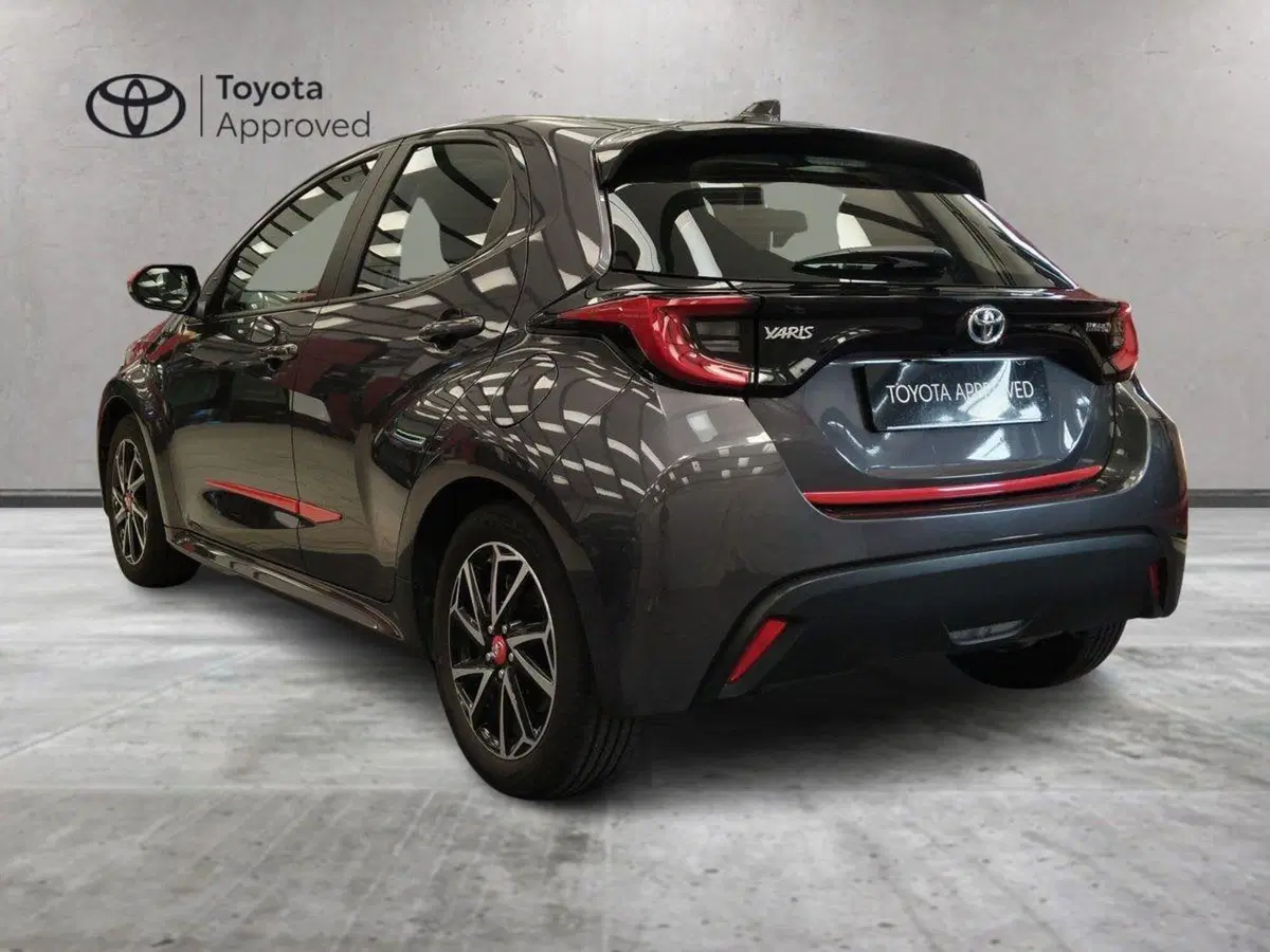 Toyota Yaris usata a Roma (5)
