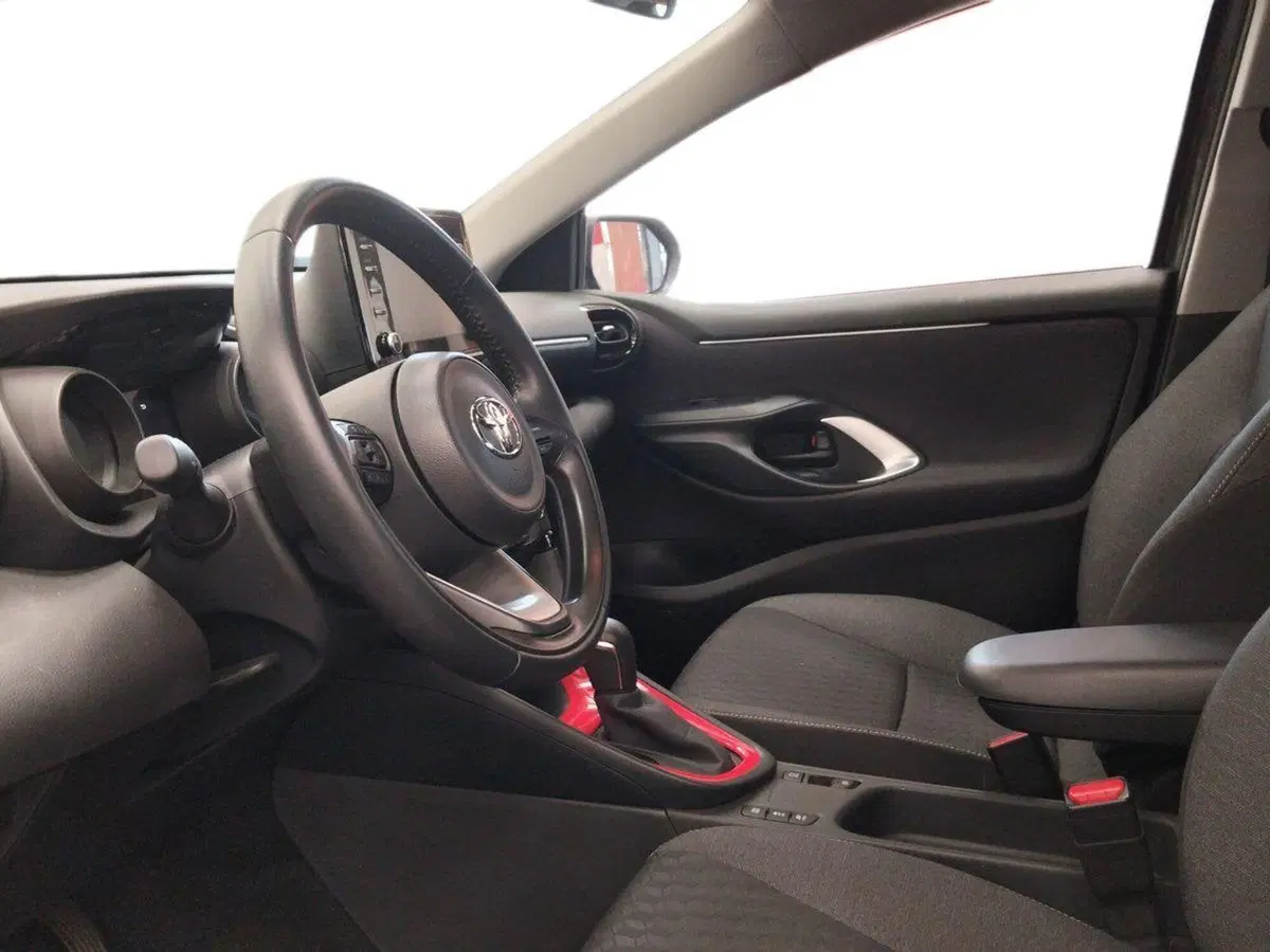 Toyota Yaris usata a Roma (6)