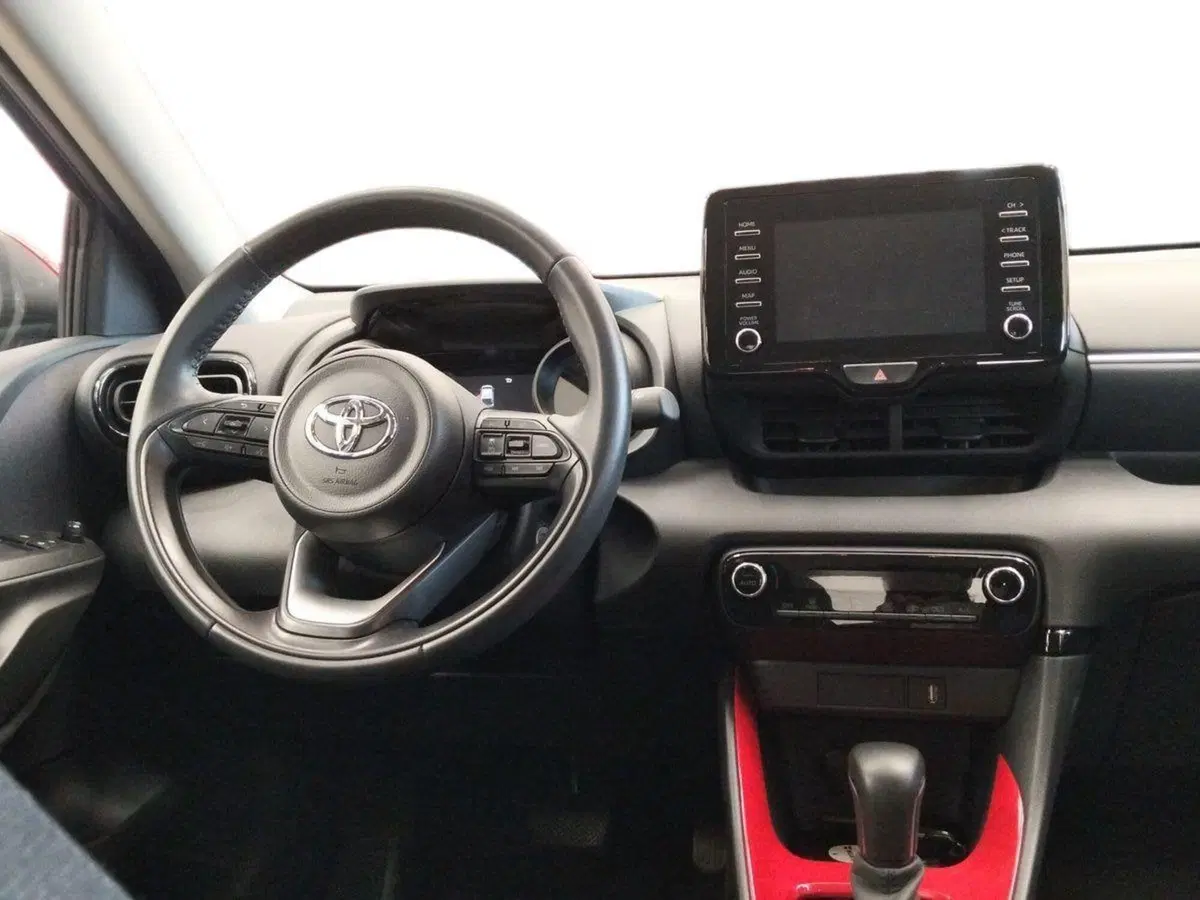 Toyota Yaris usata a Roma (7)