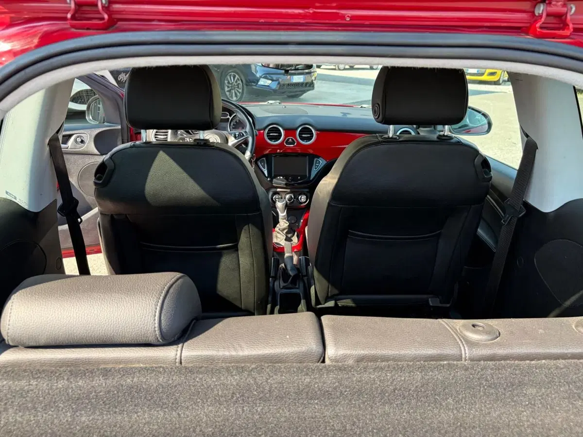 Opel Adam usata a La Spezia (11)