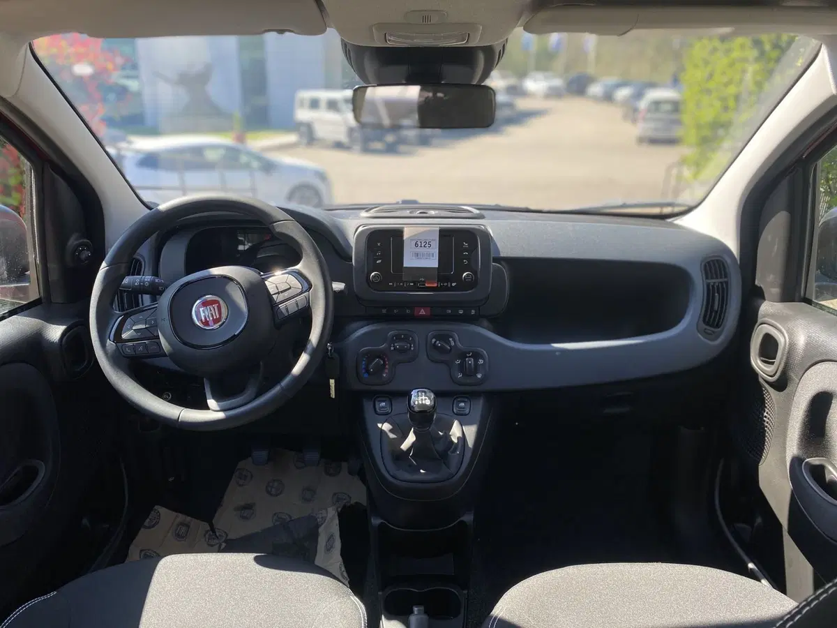 Fiat Pandina nuova a La Spezia (12)