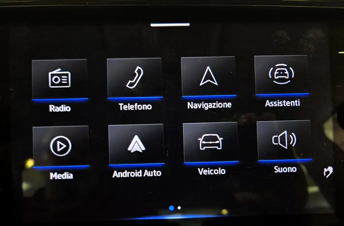 Volkswagen T-Cross usata a Pavia (18)