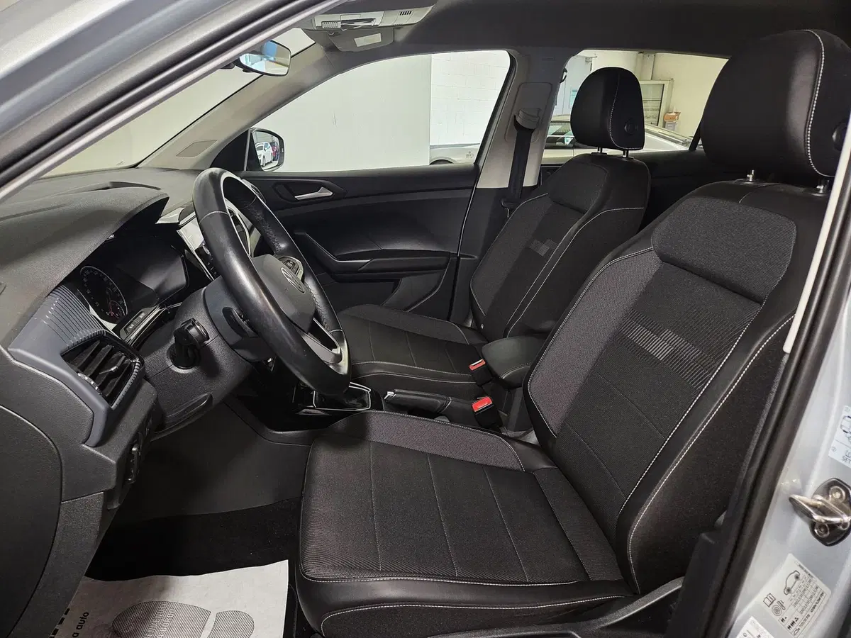 Volkswagen T-Cross usata a Pavia (6)