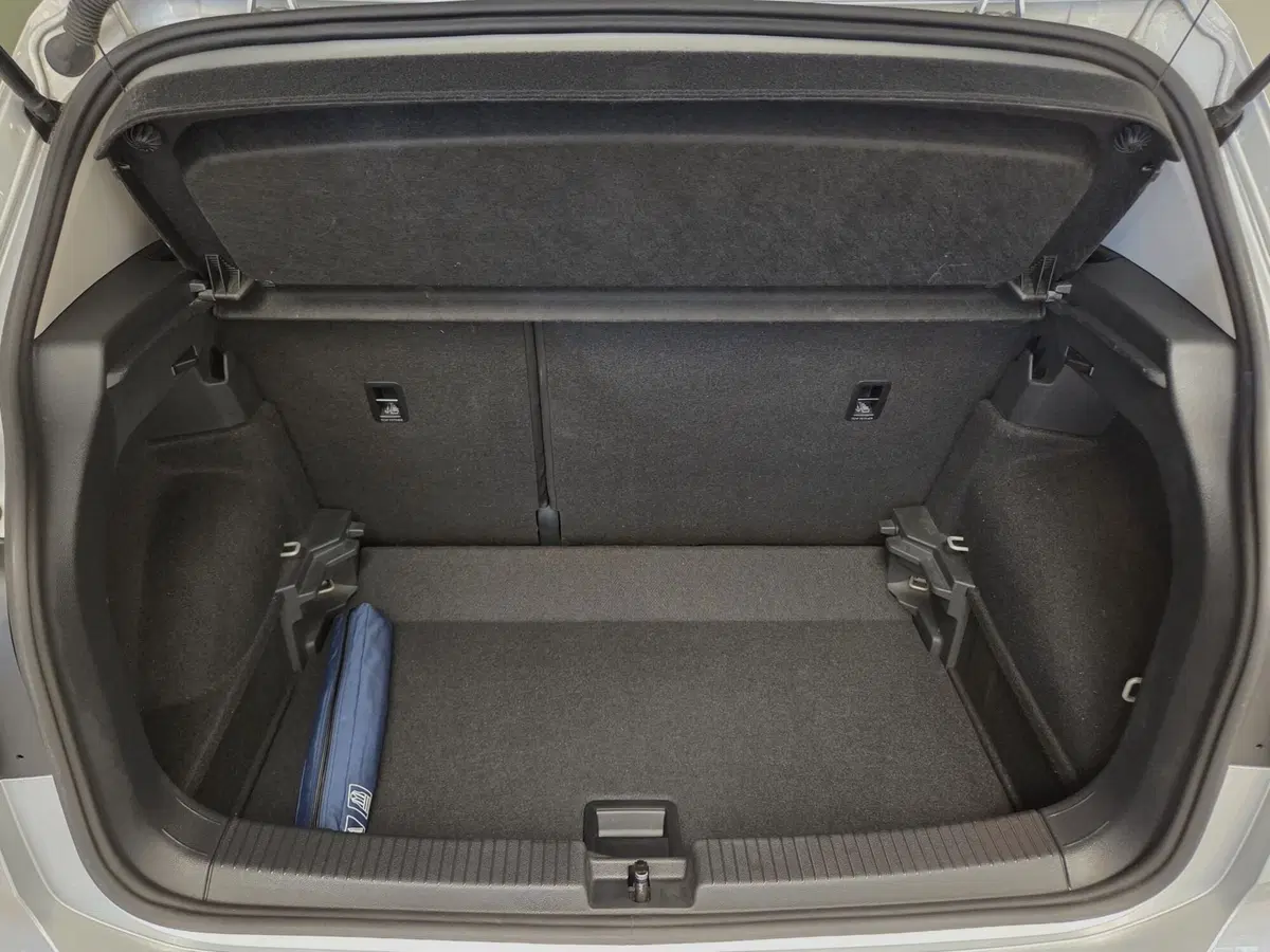 Volkswagen T-Cross usata a Pavia (8)