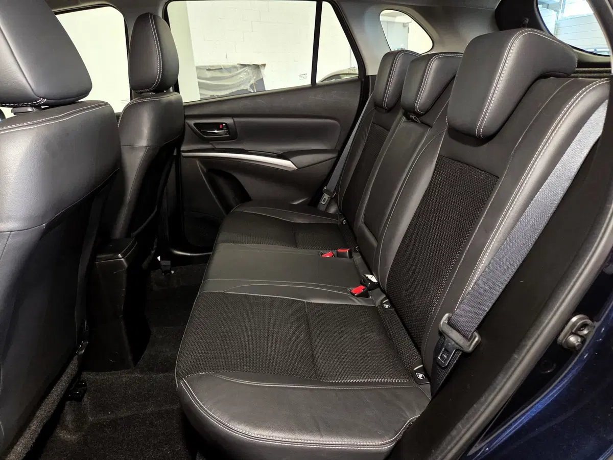 Suzuki S-Cross usata a Pavia (7)