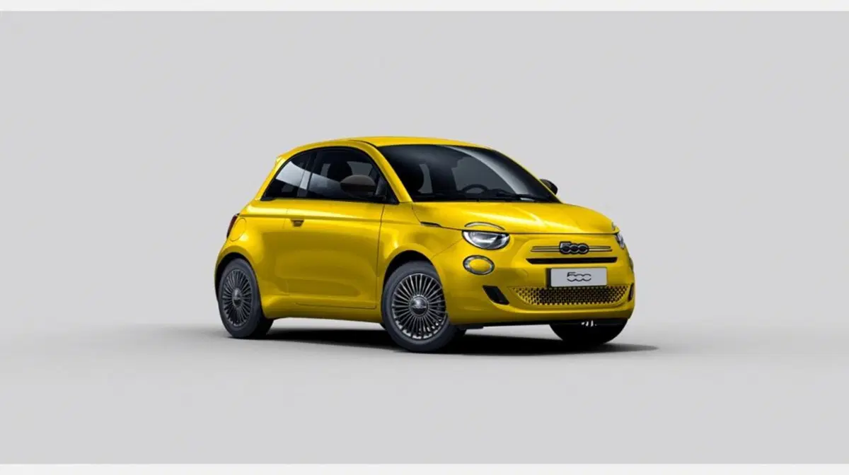 Fiat 500 nuova a Livorno