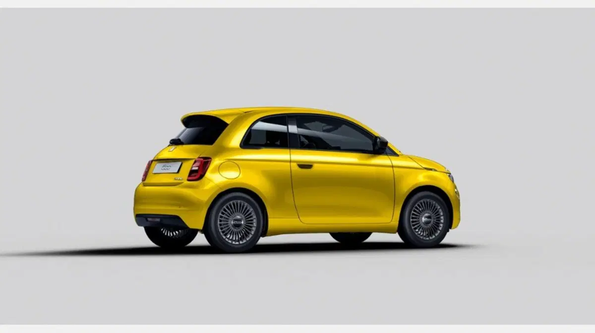 Fiat 500 nuova a Livorno (2)