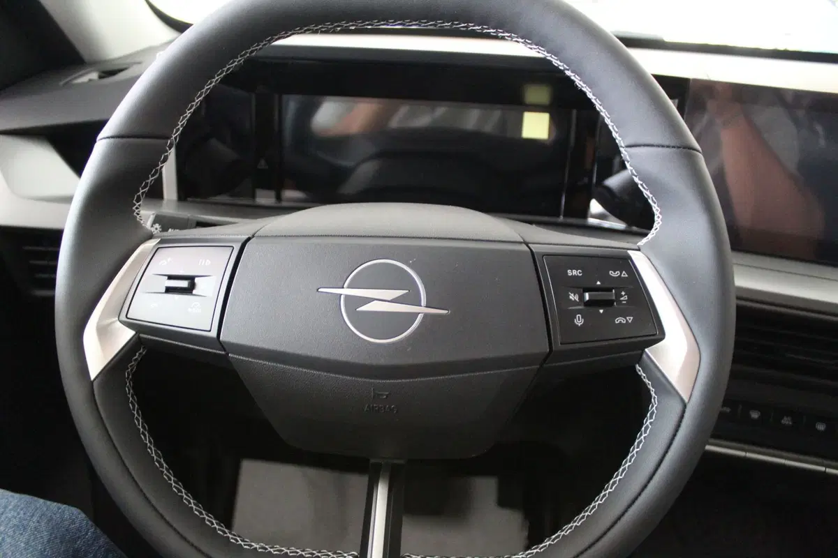 Opel Frontera nuova a Cremona (7)