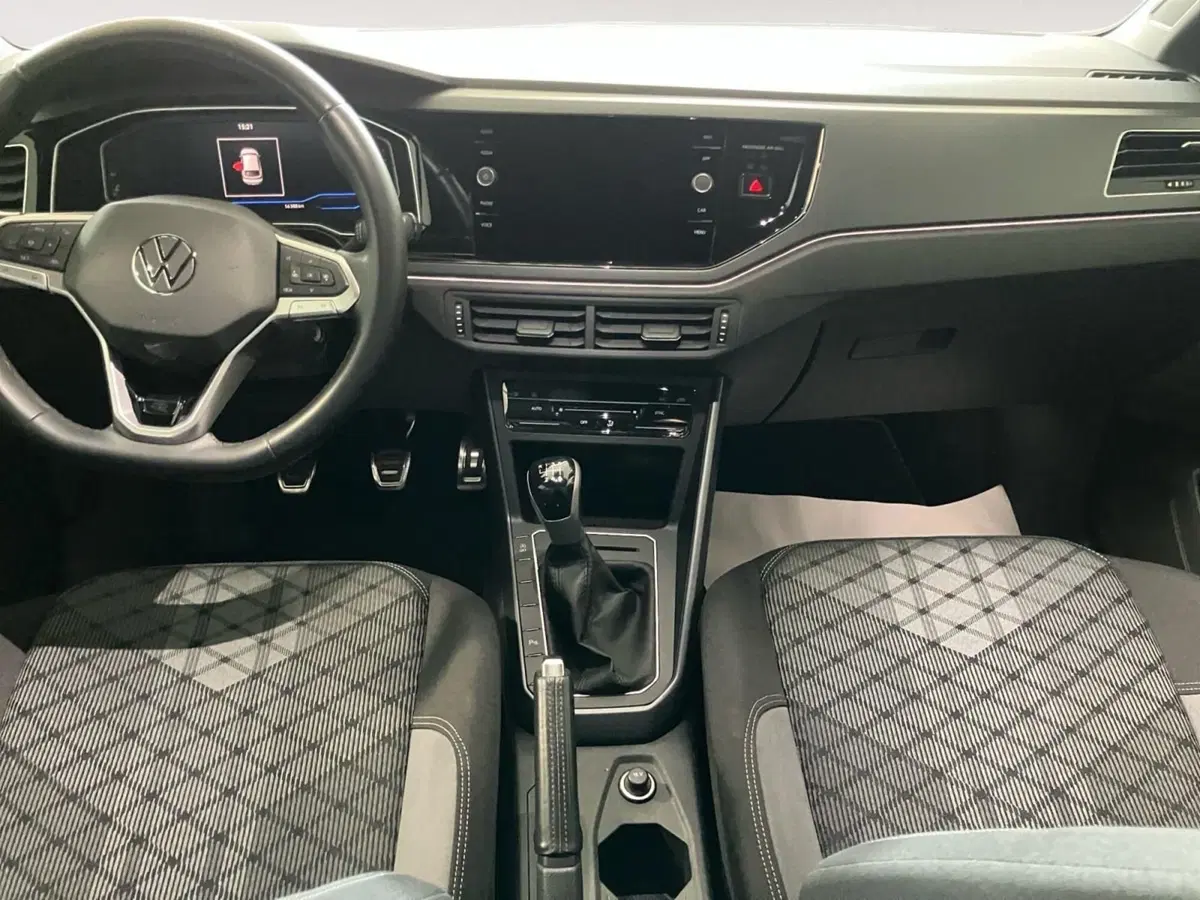 Volkswagen Taigo usata a Bologna (7)