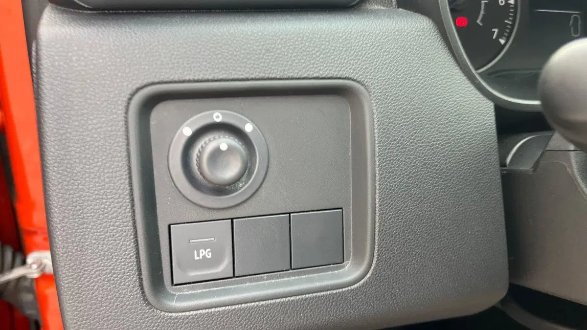 Dacia Duster usata a Parma (15)
