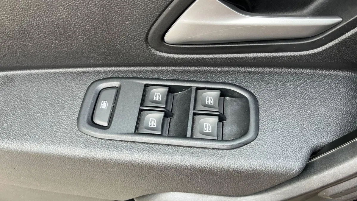 Dacia Duster usata a Parma (17)
