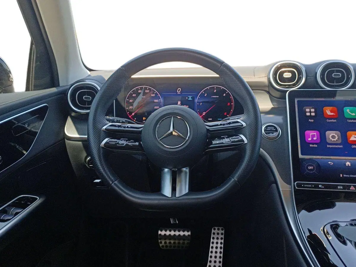 Mercedes-Benz GLC SUV usata a Bari (11)