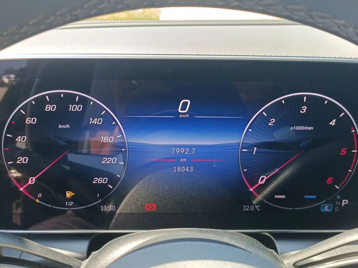 Mercedes-Benz GLC SUV usata a Bari (13)