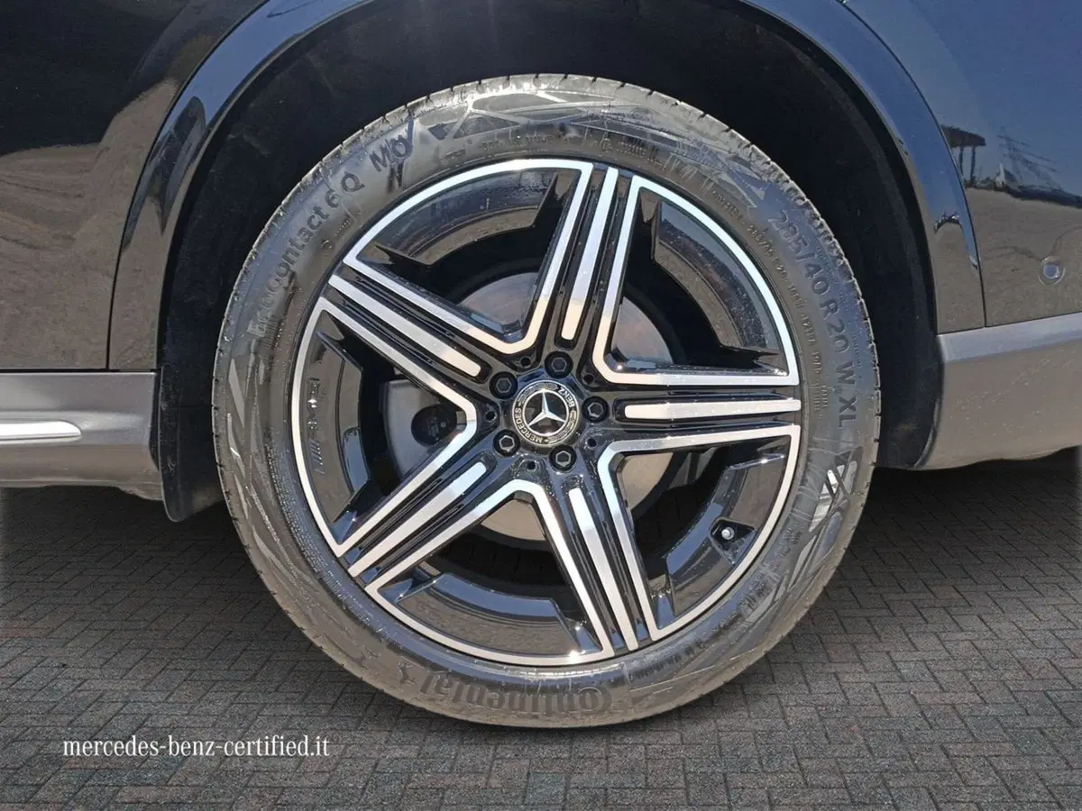 Mercedes-Benz GLC SUV usata a Bari (17)