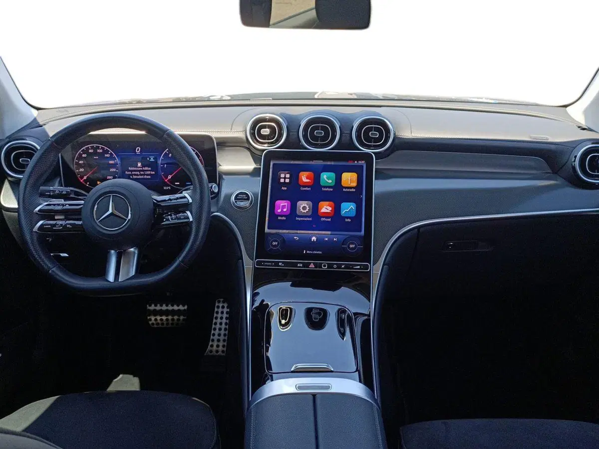 Mercedes-Benz GLC SUV usata a Bari (9)