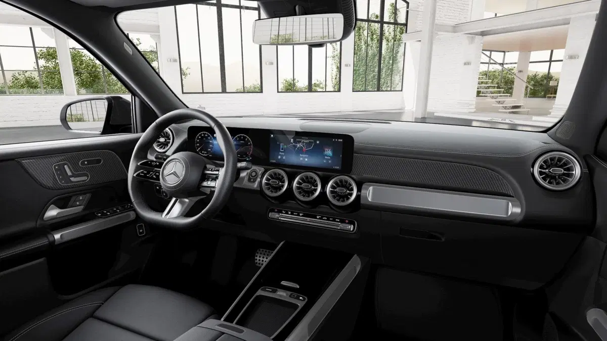 Mercedes-Benz GLB EQ nuova a Monza e Brianza (5)