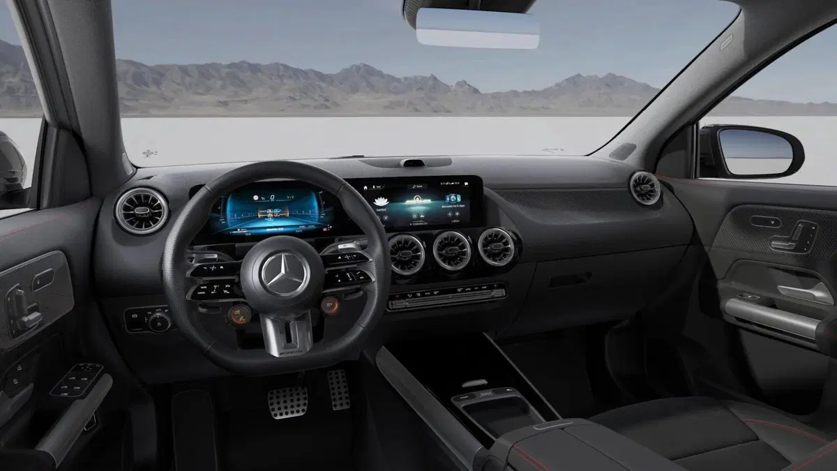 Mercedes-Benz GLA SUV nuova a Monza e Brianza (8)