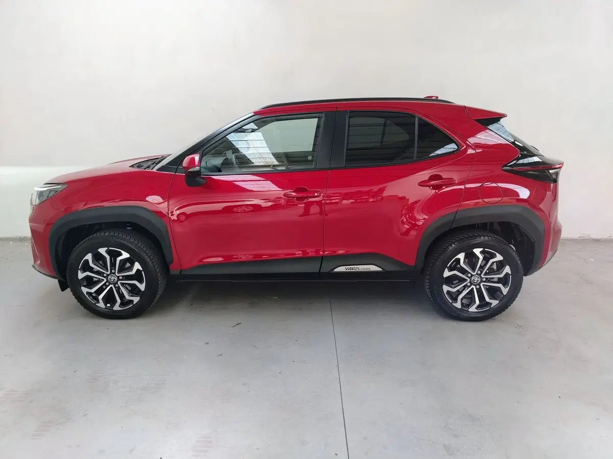 Toyota Yaris Cross usata a Rovigo (5)