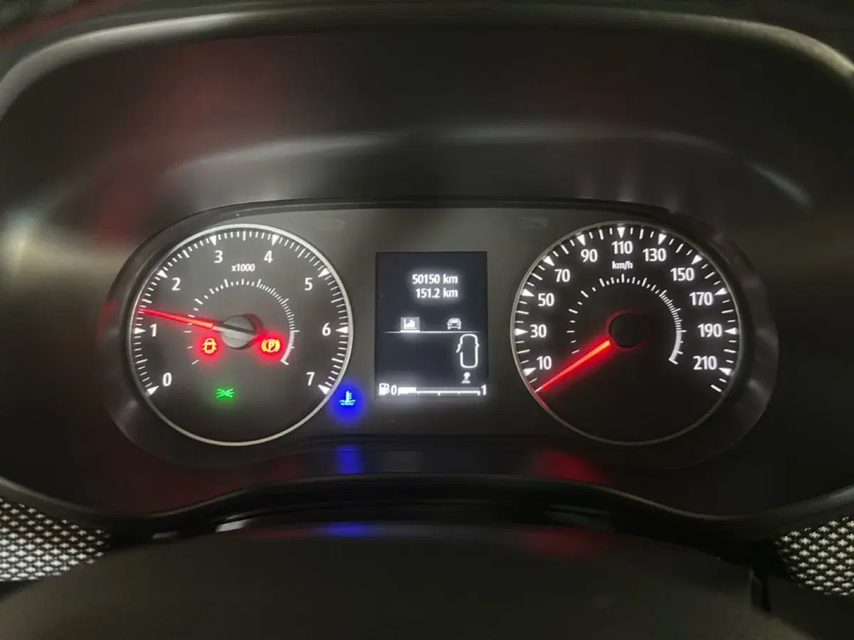 Dacia Sandero usata a Napoli (14)