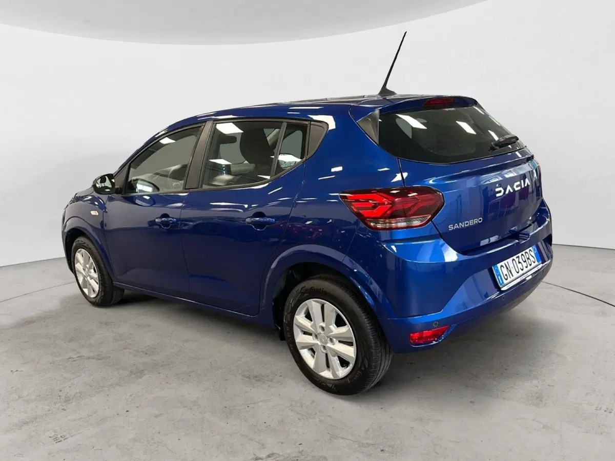 Dacia Sandero usata a Napoli (4)