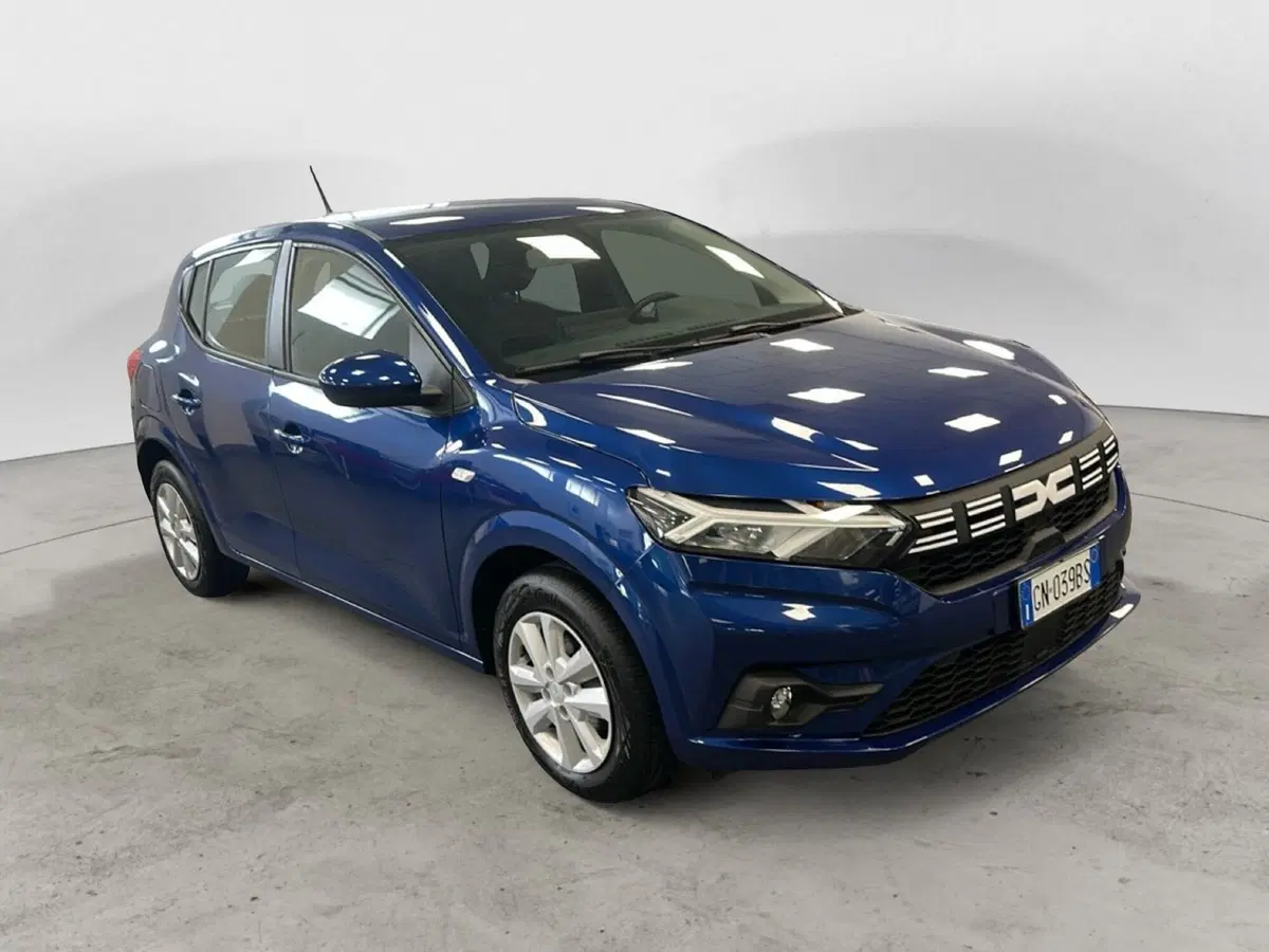 Dacia Sandero usata a Napoli (8)