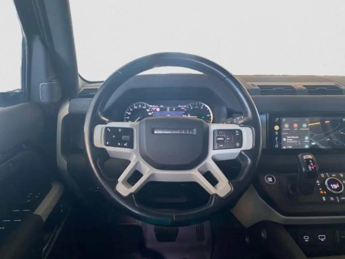 Land Rover Defender usata a Livorno (15)