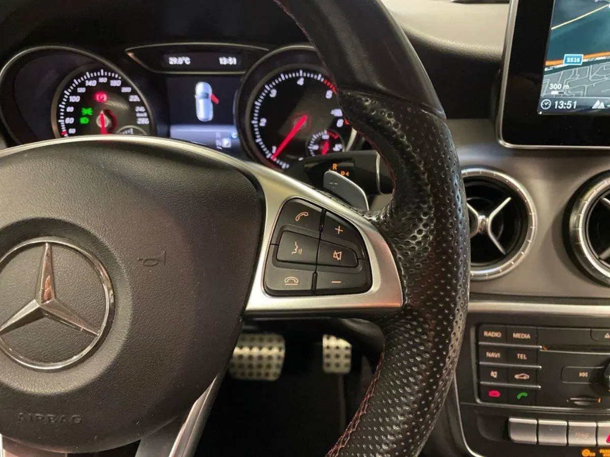 Mercedes-Benz CLA Shooting Brake usata a Ancona (19)