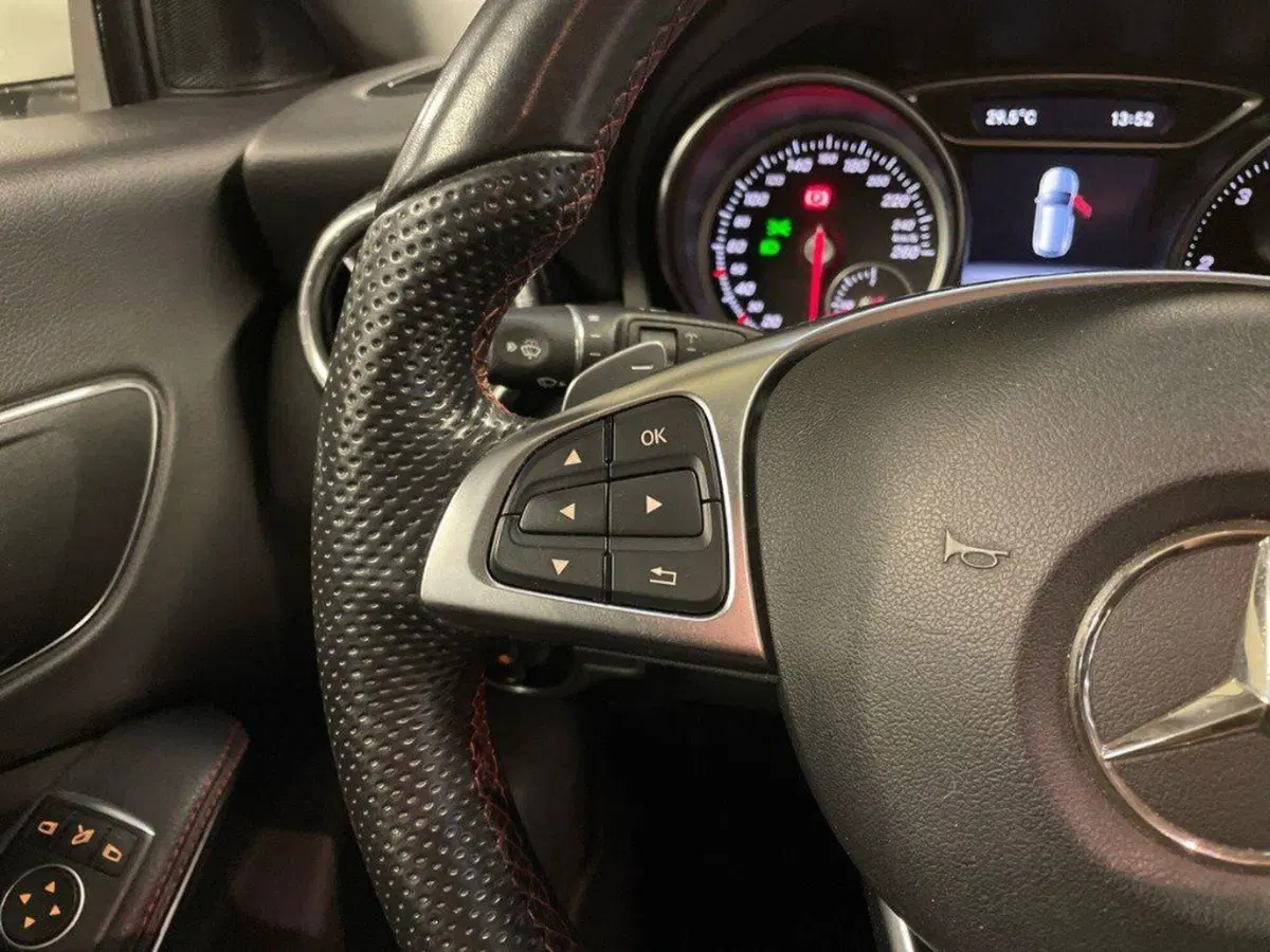 Mercedes-Benz CLA Shooting Brake usata a Ancona (20)