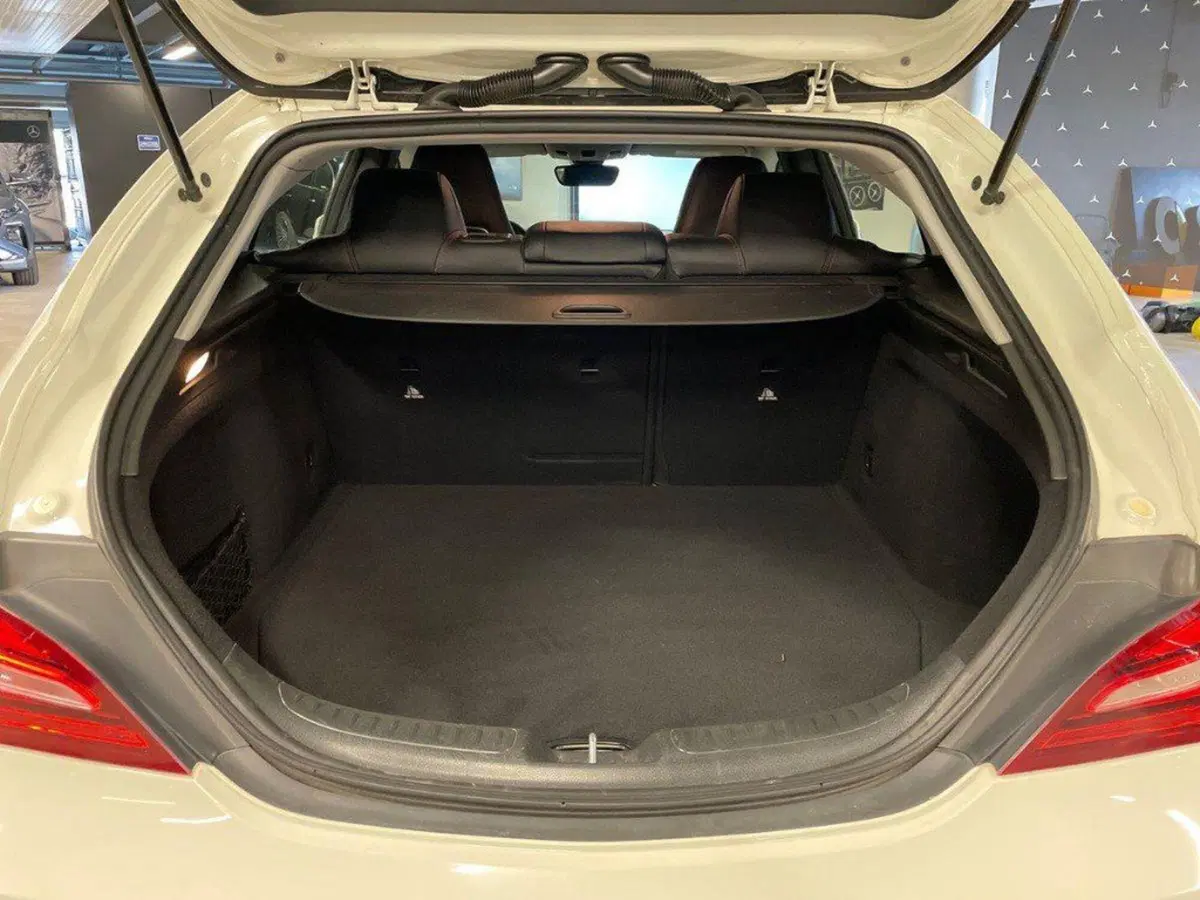 Mercedes-Benz CLA Shooting Brake usata a Ancona (7)