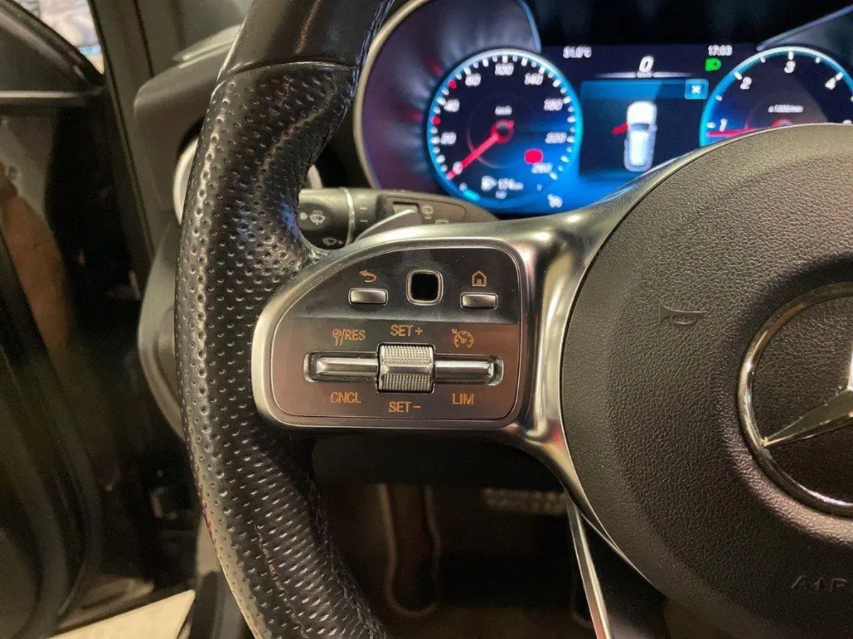 Mercedes-Benz GLC SUV usata a Ancona (20)