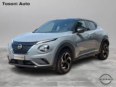 Nissan Juke 1.6 hev N-Connecta del 2023 usata a Sarteano